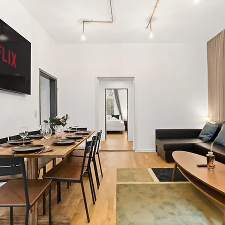 Staywell Im Colbekiez - Sauna & Zentral * Berlino