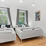 Design - Sauna & Zentral - 75 Qm Daire