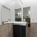 Design - Sauna & Zentral - 75 Qm Daire